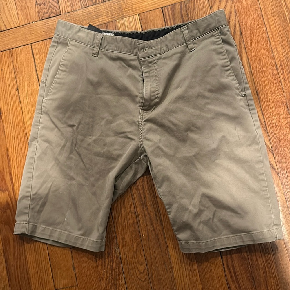Volcom men’s 34 Shorts